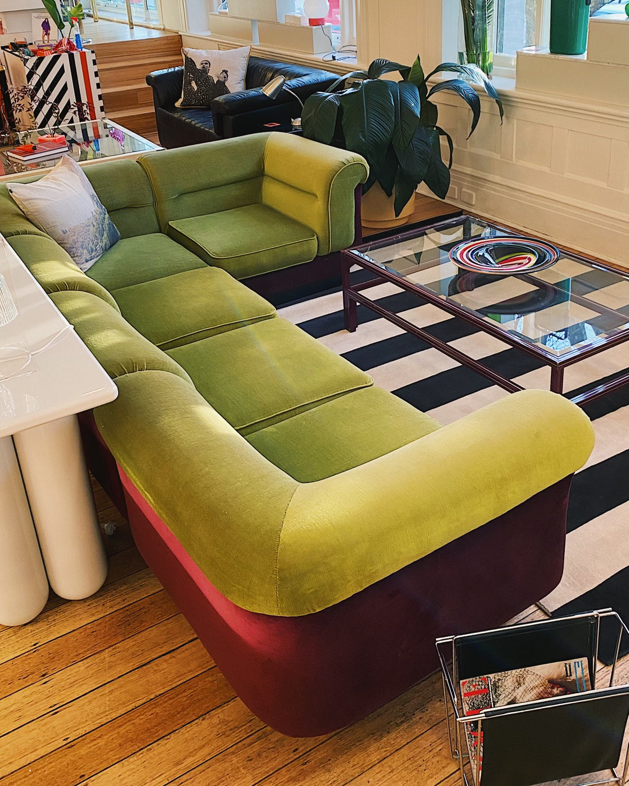 FANTASY #326 / VandeRoza 1970’s Modular Sofa / Pistachio + Berry