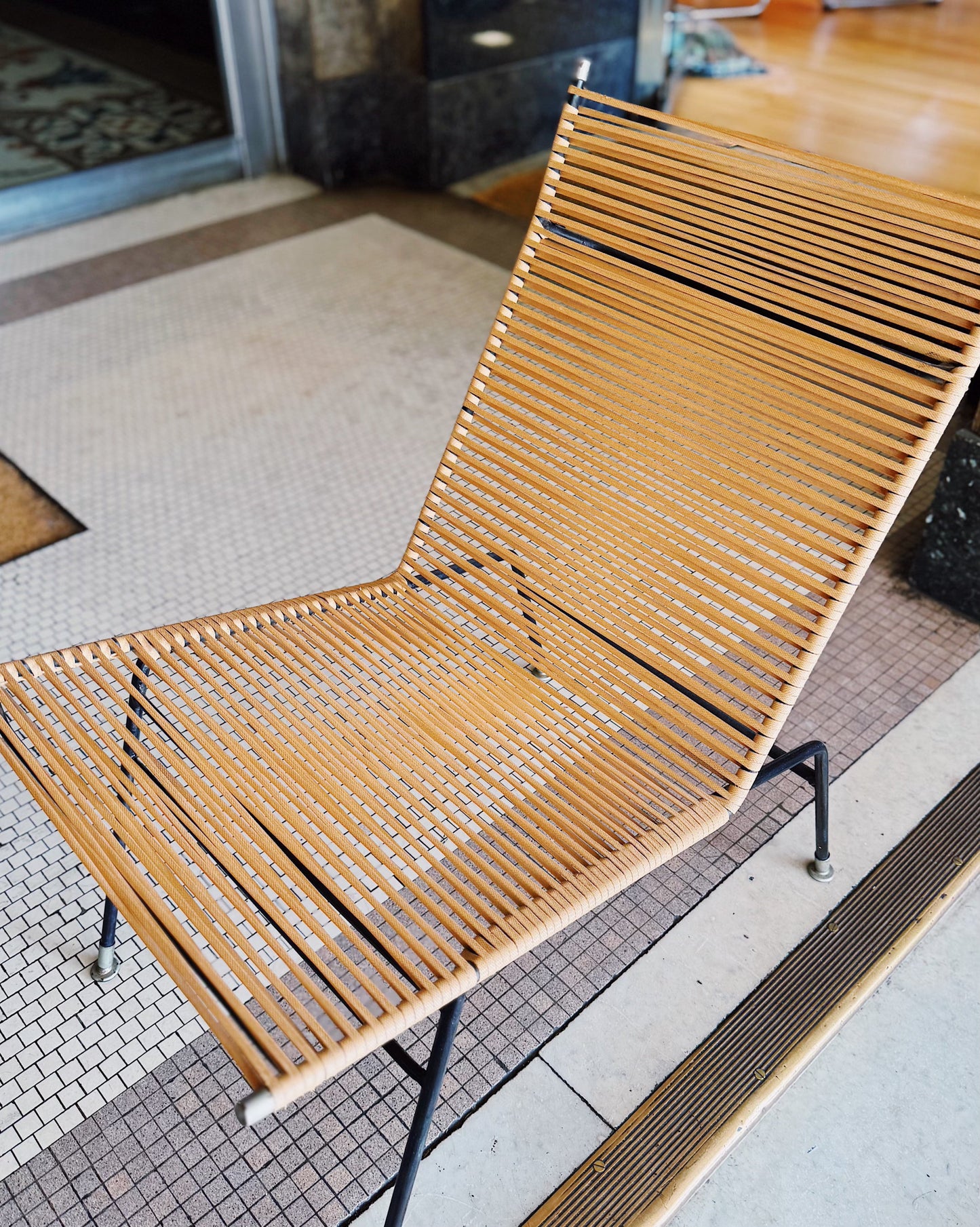 MEADMORE ORIGINALS / 1953 String Lounge Chair