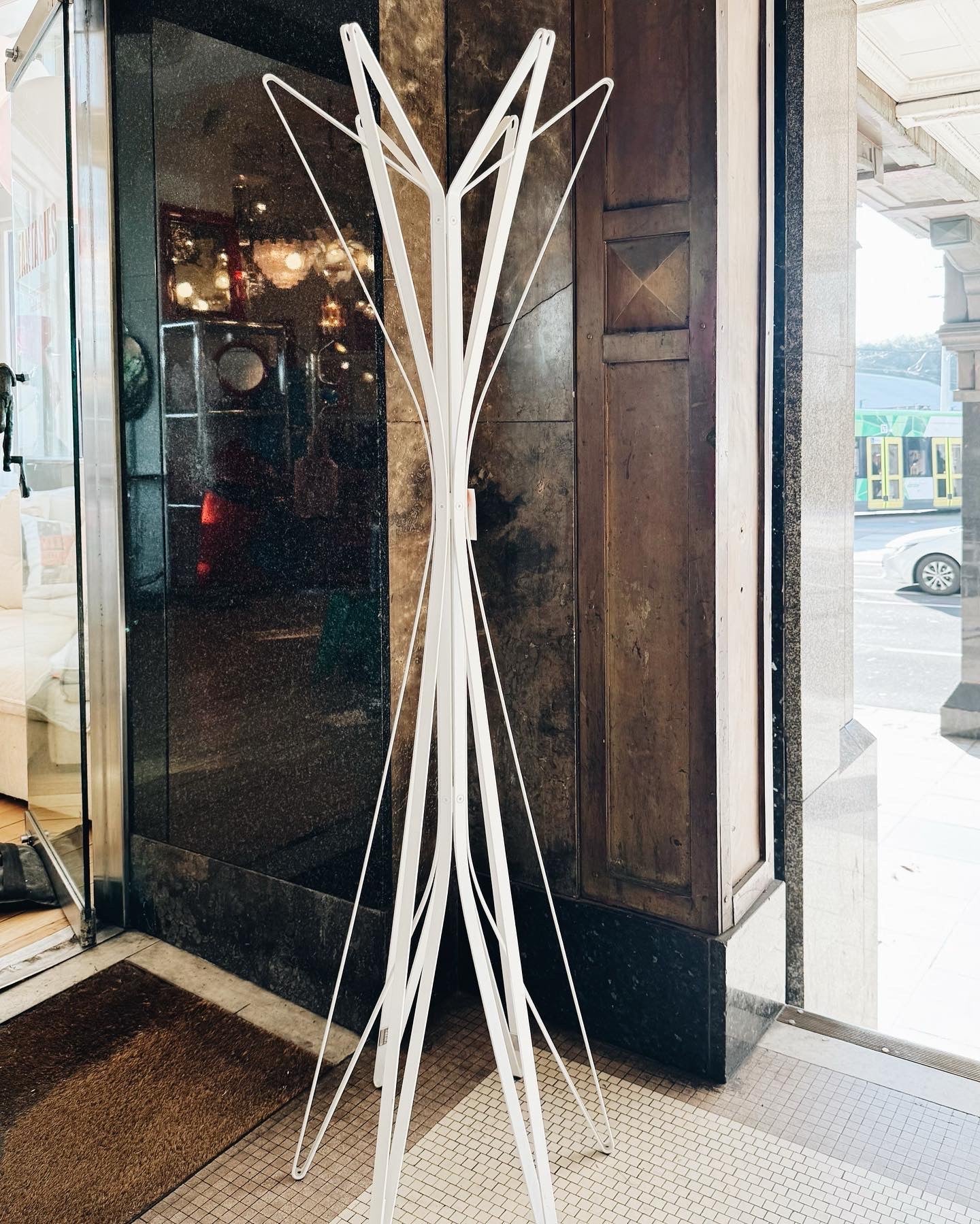 ZANOTTA / Aster White Clothes Stand by Alessandro Dubini