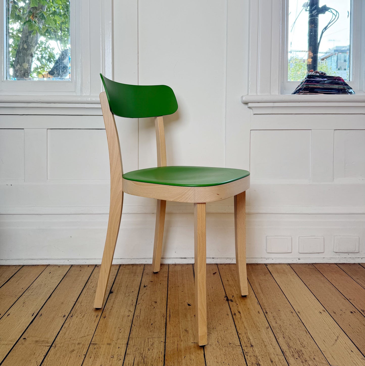 VITRA / Basel Chair by Jasper Morrison - Apple Green