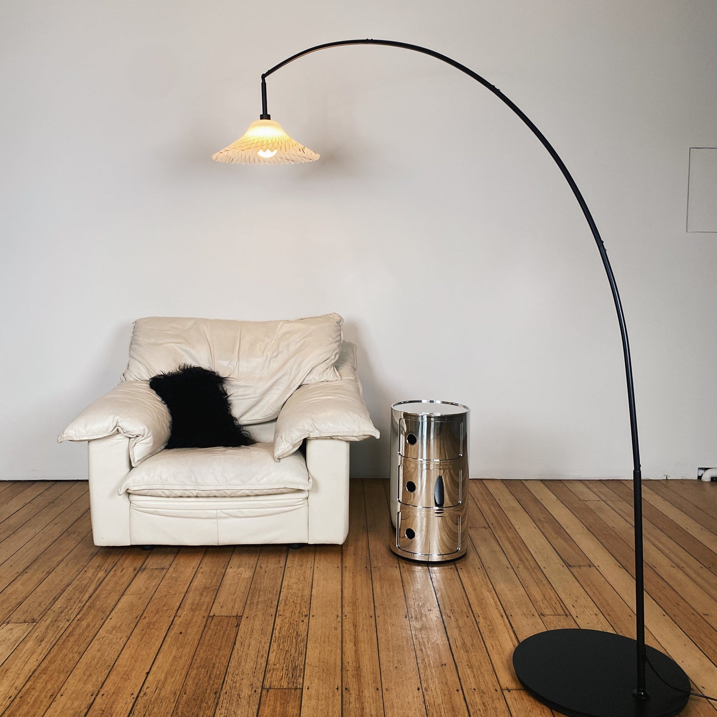 FANTASY #270 / Frill Shade Arch Floor Lamp