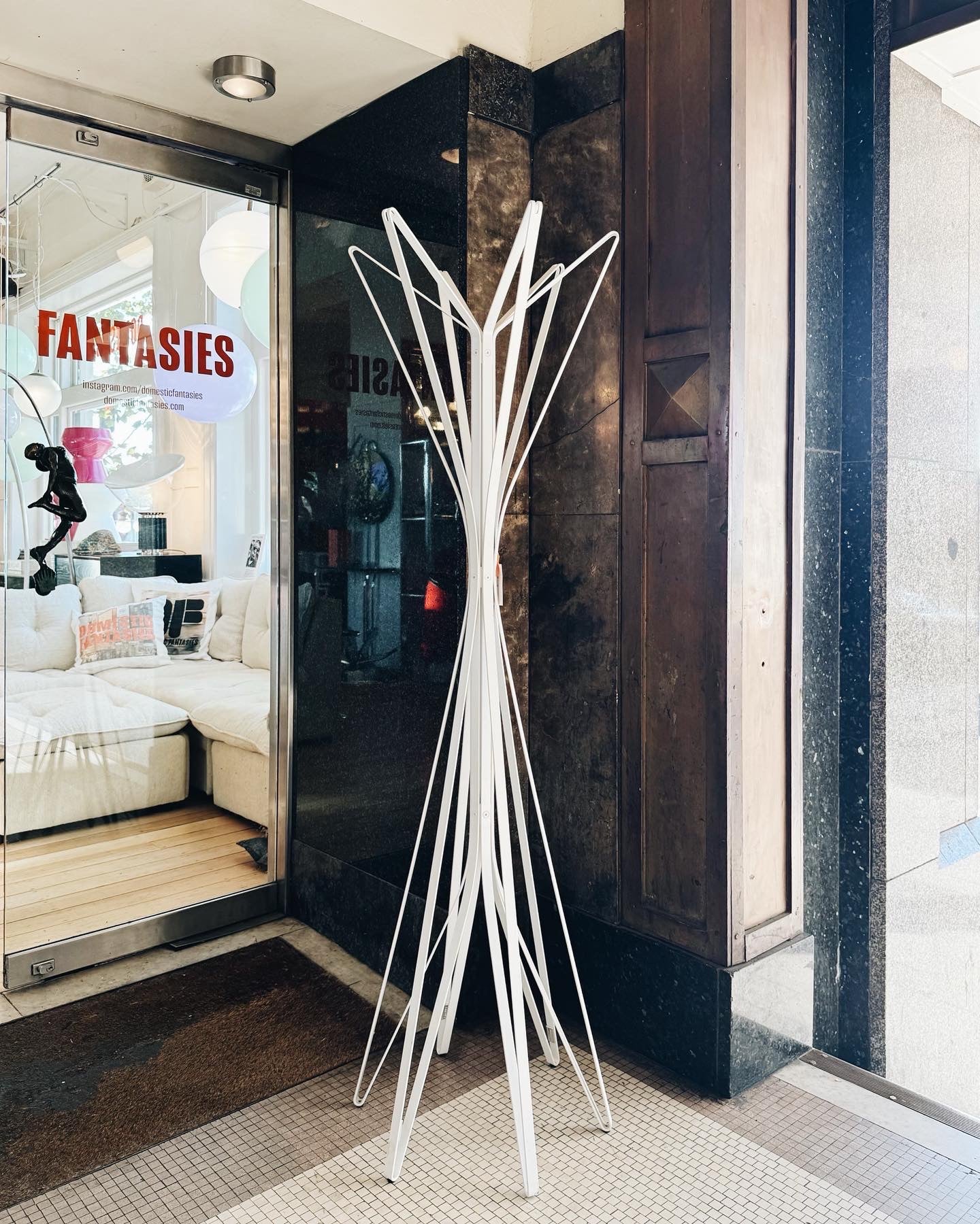 ZANOTTA / Aster White Clothes Stand by Alessandro Dubini