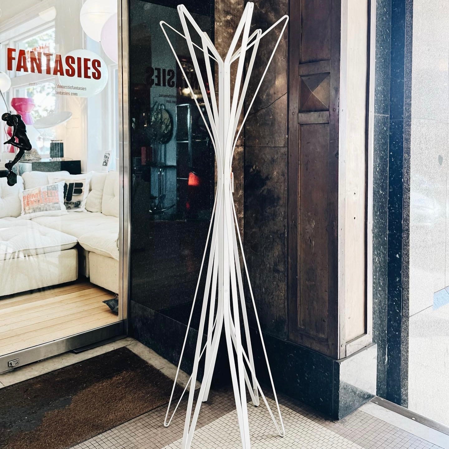 ZANOTTA / Aster White Clothes Stand by Alessandro Dubini